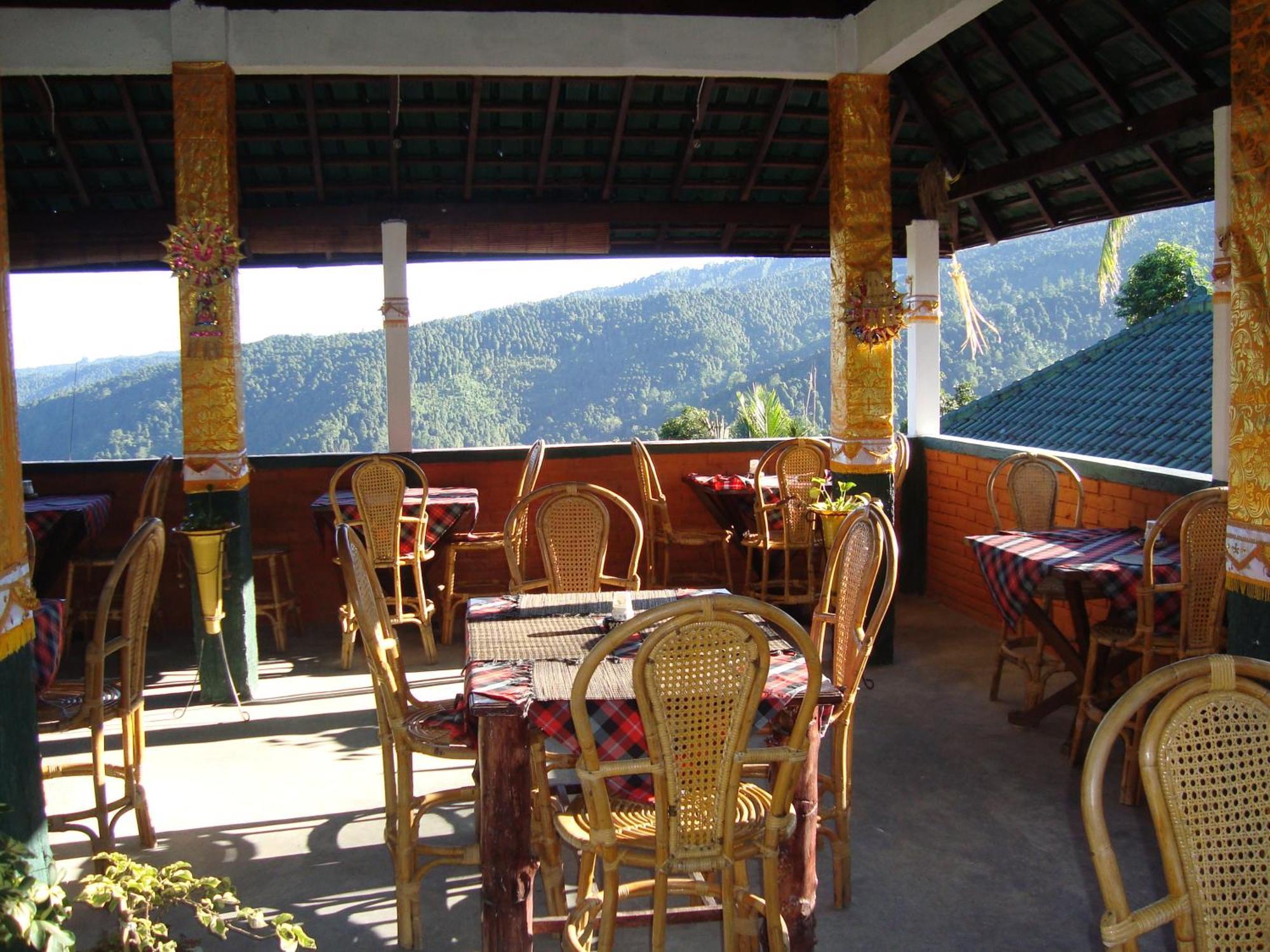 Taman Ayu Homestay Munduk Mitra Reddoorz Exterior photo